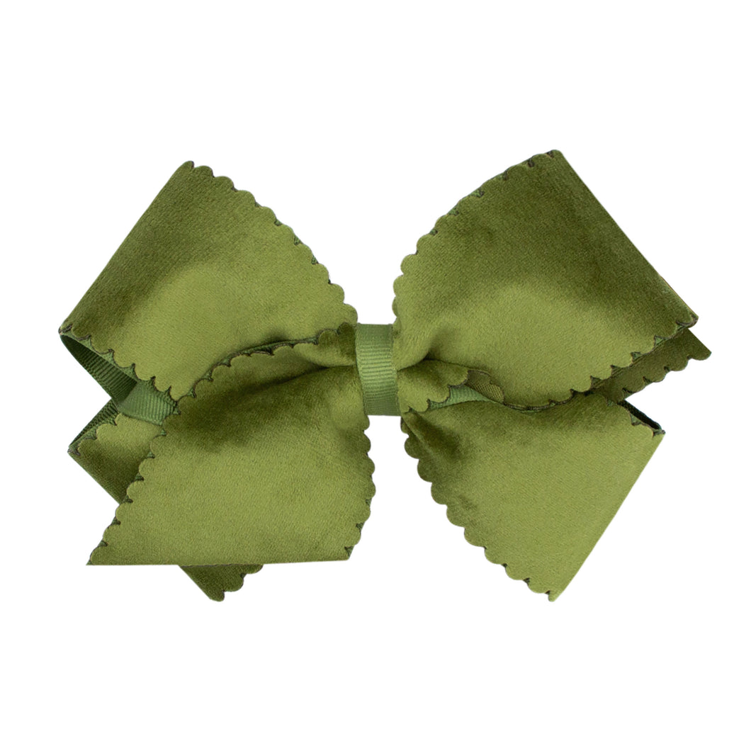 Medium with Knot Hairbow in Moss (MOS)