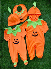 Load image into Gallery viewer, Hello Halloween Orange Footie
