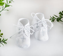 Load image into Gallery viewer, Baby Boy White Special Occasion Shoe
